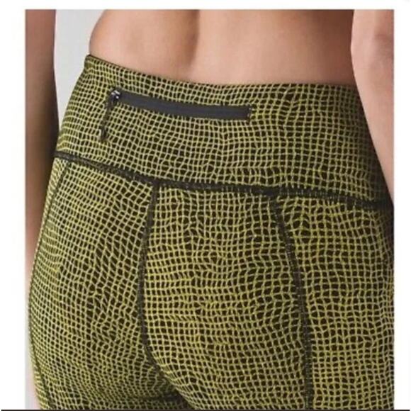 Lululemon Pace Rival Crop (19") Leggings Toxic Green Black Womens Size 4 - Picture 4 of 12